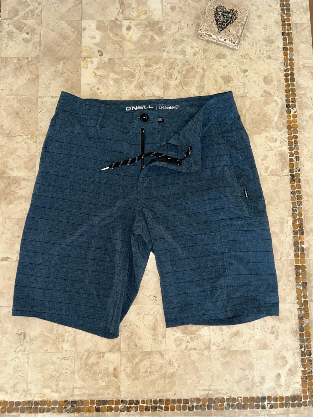 NWOT O'Neill Men's Crossover Hybrid Blue Striped Shorts Men’s Size‎ 32